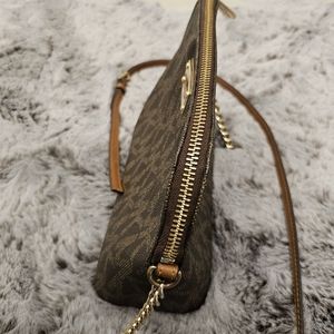 Michael Kors Crossbody Monogram